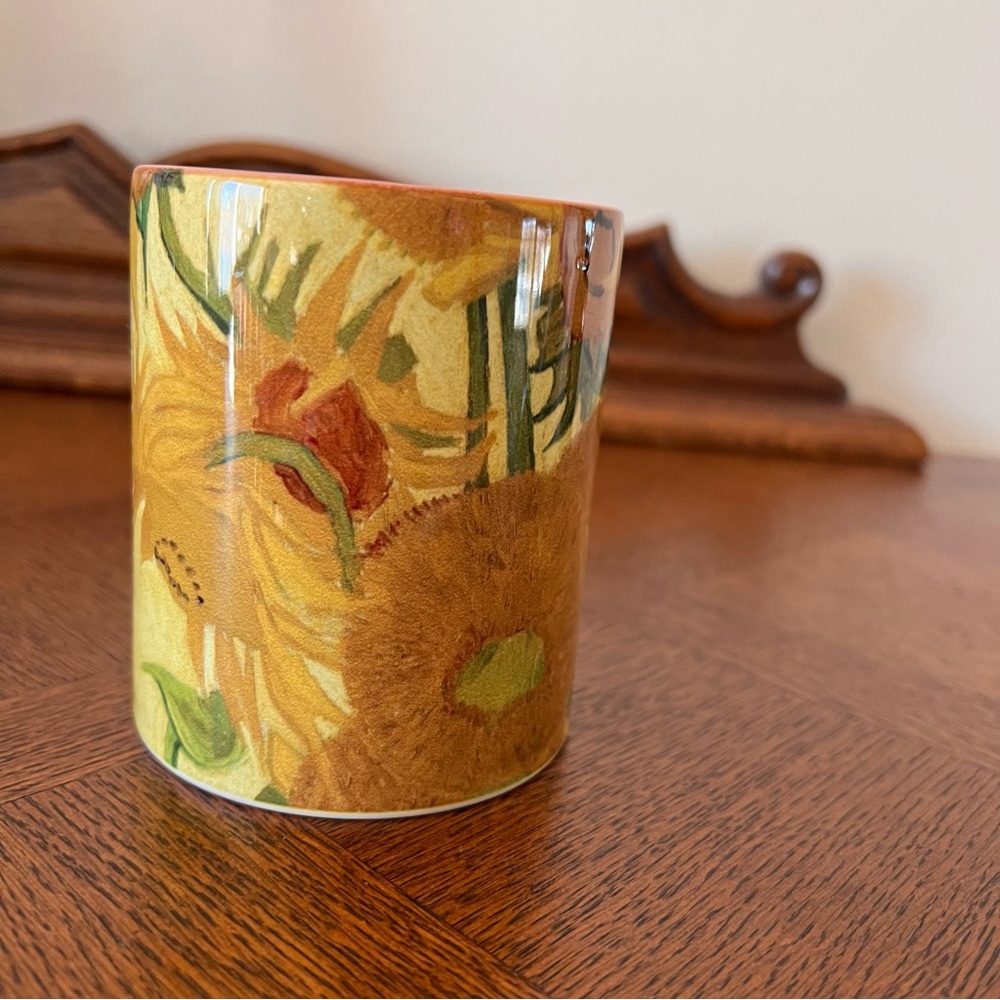 Beyond Van Gogh Sunflower Mug - Picture 2 of 8